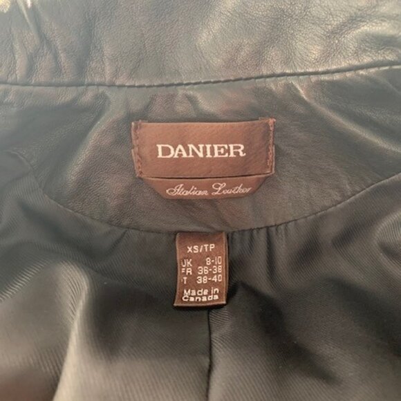 Danier Italian Leather Blazer Jacket - Picture 4 of 5